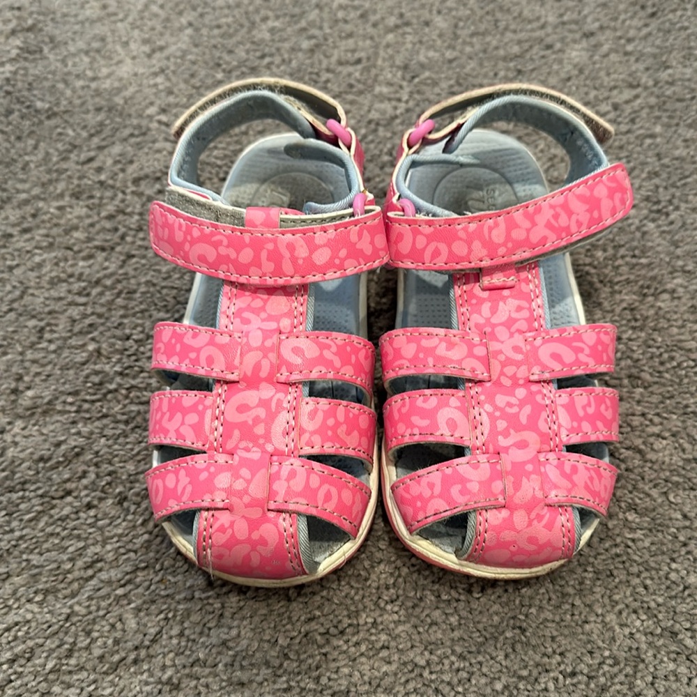 See kai Run sandals